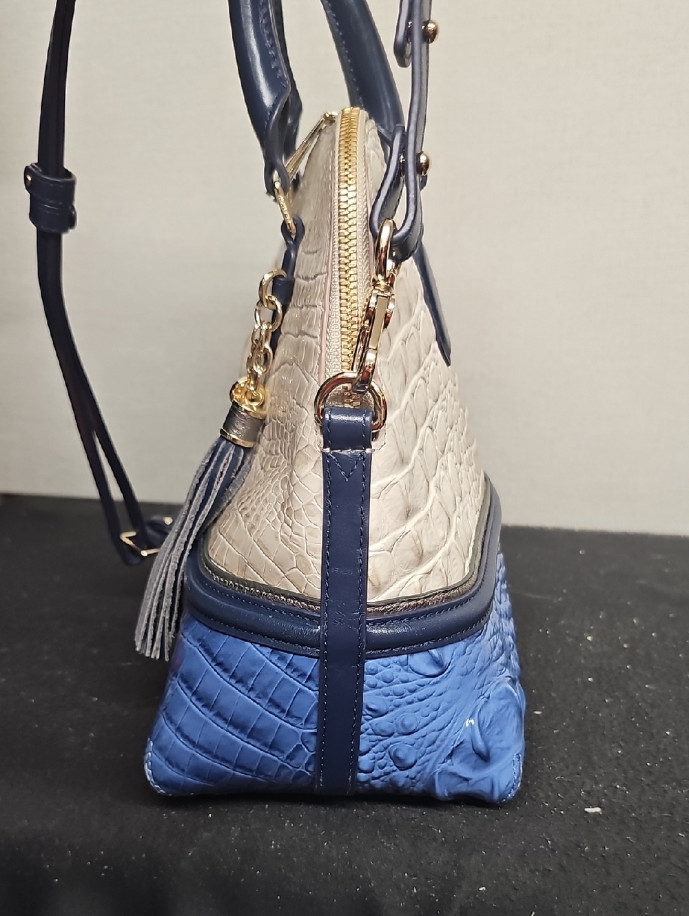 BRAHMIN SIDNEY SATCHEL AND MATCHING WALLET BFPM-05-140 - Picture 3 of 12